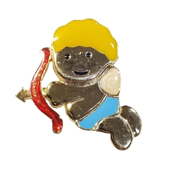Metal Cupid enamel pin tiny baby cupid Angel Bow and Arrow - Picture 1 of 5